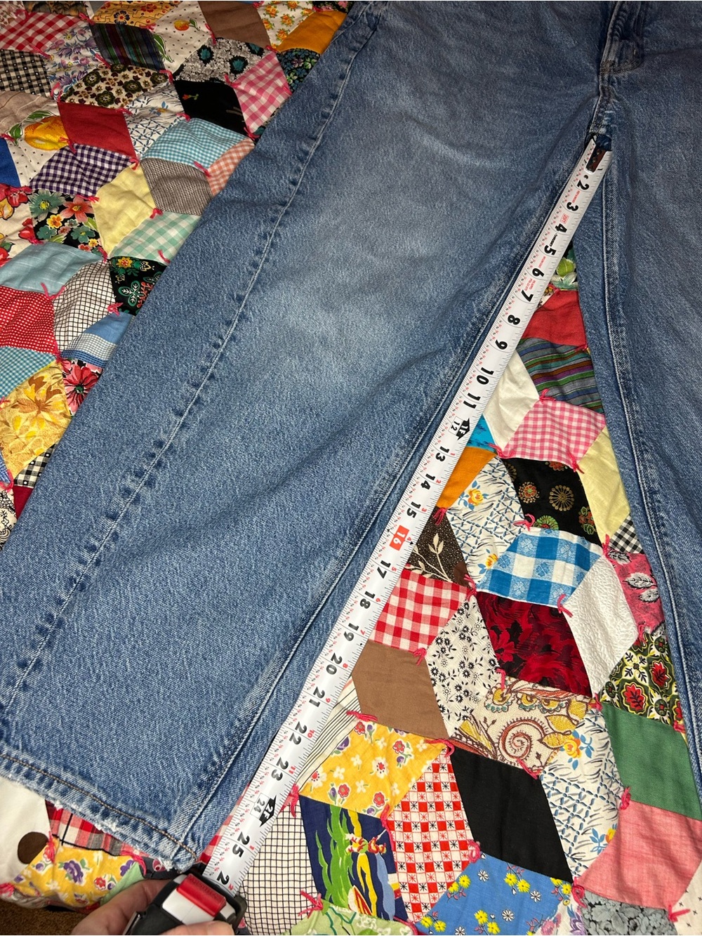 American Eagle Barrel  Jeans - Picture 2 of 4
